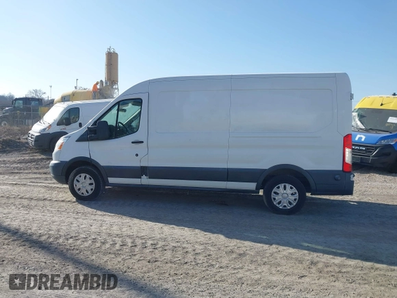 2016 Ford Transit z VIN 1FTYE2CM5GKA38451, wystawiony jako IAAI lot #41548612 z przebiegiem 185 254 mil mil oraz . Historia ofert i sprzedaży dostępna na DreamBid. Obrazek 14.