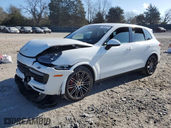 2015 Porsche Cayenne Turbo z VIN WP1AC2A23FLA82531, wystawiony jako Copart lot #79864874 z przebiegiem 74 051 mil mil oraz Szkoda całkowita • Salvage title. Historia ofert i sprzedaży dostępna na DreamBid. Obrazek 1.