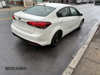 2018 Kia Forte LX with VIN 3KPFK4A78JE283327, listed as a Copart auction lot 55085965 with 124,338 mi miles and Clean Title. Bid and sale history available at carsss.com. Image 4.