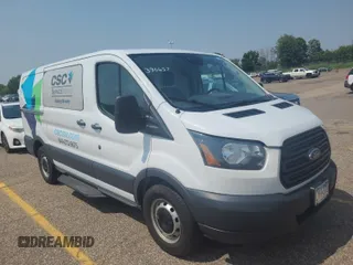 2017 Ford Transit z VIN 1FTYE1YM1HKA82547, wystawiony jako IAAI lot #42509645 z przebiegiem 312 474 mil mil oraz . Historia ofert i sprzedaży dostępna na DreamBid. Obrazek 25.