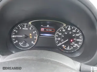 2017 Nissan Altima 2.5 SR with VIN 1N4AL3AP3HC175674, listed as a IAAI auction lot 41833588 with 76,793 mi miles. Bid and sale history available at carsss.com. Image 7.