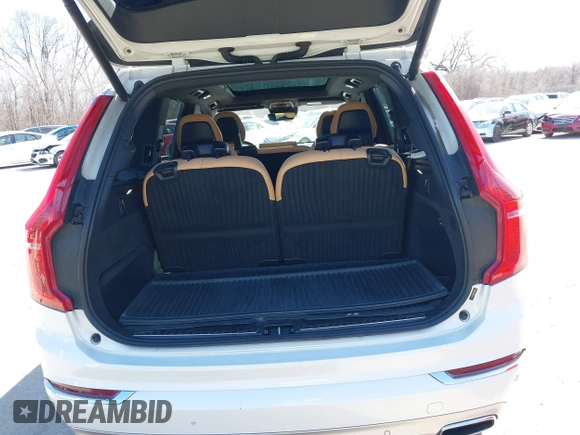 2017 Volvo XC90 Inscription with VIN YV4A22PL8H1166537, listed as a IAAI auction lot 41759108 with 171,106 mi miles. Bid and sale history available at carsss.com. Image 17.