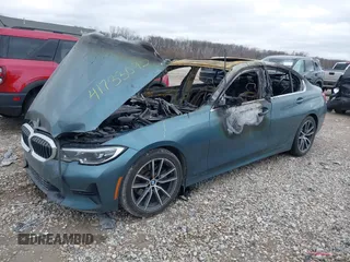 2020 BMW 3 Series 330i with VIN 3MW5R1J0XL8B12327, listed as a IAAI auction lot 41733092 with 1 mi miles. Bid and sale history available at carsss.com. Image 2.