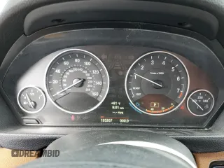 2013 BMW 3 Series 328i with VIN WBA3C1G54DNR46717, listed as a Copart auction lot 54440865 with 195,267 mi miles and Salvage Title. Bid and sale history available at carsss.com. Image 9.