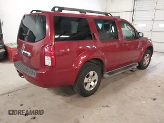 2011 Nissan Pathfinder Silver z VIN 5N1AR1NB1BC623599, wystawiony jako IAAI lot #41415680 z przebiegiem Nie podano mil oraz . Historia ofert i sprzedaży dostępna na DreamBid. Obrazek 4.