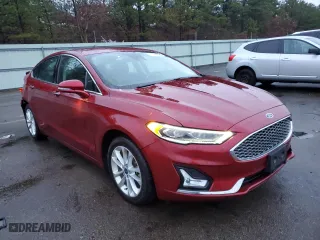 2019 Ford Fusion Energi Titanium with VIN 3FA6P0SU4KR212494, listed as a Copart auction lot 73422882 with 40,063 mi miles. Bid and sale history available at carsss.com. Image 4.
