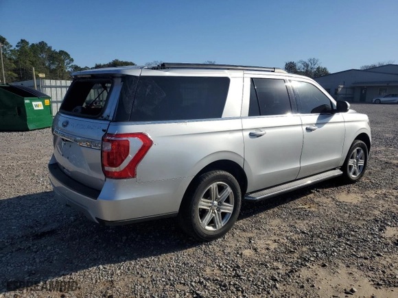 2019 Ford Expedition Max XLT with VIN 1FMJK1HT9KEA84758, listed as a Copart auction lot 47978565 with 125,219 mi miles and Salvage Title. Bid and sale history available at carsss.com. Image 3.