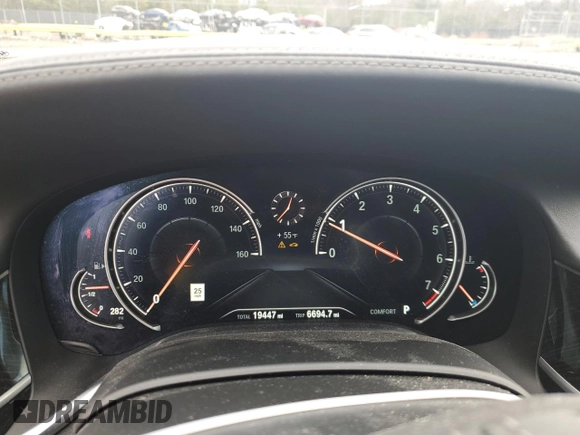 2019 BMW 7 Series 740i xDrive with VIN WBA7E4C51KGV70367, listed as a Copart auction lot 37604423 with 19,447 mi miles. Bid and sale history available at carsss.com. Image 9.