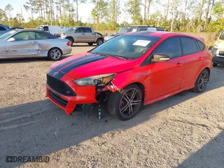 2015 Ford Focus ST with VIN 1FADP3L98FL207998, listed as a IAAI auction lot 41880849 with 203,571 mi miles. Bid and sale history available at carsss.com. Image 18.