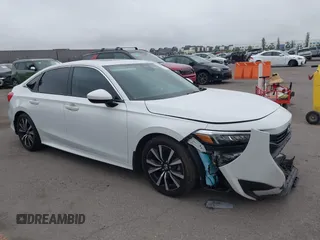 2023 Honda Civic EX z VIN 2HGFE1F76PH308917, wystawiony jako IAAI lot #42444142 z przebiegiem 27 958 mil mil oraz . Historia ofert i sprzedaży dostępna na DreamBid. Obrazek 1.