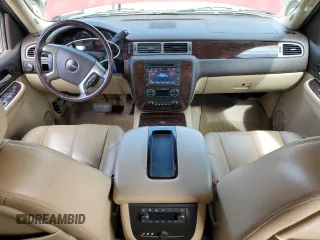 2008 GMC Yukon XL z VIN 1GKFK66888J152316, wystawiony jako Copart lot #60567035 z przebiegiem 193 873 mil mil oraz Szkoda całkowita • Salvage title. Historia ofert i sprzedaży dostępna na DreamBid. Obrazek 9.