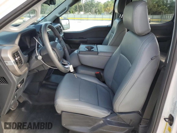 2024 Ford F-150 XL с VIN 1FTEW1KPXRKD74797, выставлен на аукционе Copart как лот 55007315 с пробегом 18 108 миль миль и Списание • Salvage title. История ставок и продаж доступна на DreamBid. Изображение 7.