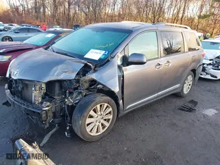 2017 Toyota Sienna XLE with VIN 5TDDZ3DC3HS171329, listed as a IAAI auction lot 41136030 with 115,990 mi miles. Bid and sale history available at carsss.com. Image 18.