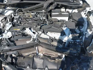 2022 Toyota Corolla Cross L z VIN 7MUAAAAG1NV024532, wystawiony jako IAAI lot #41887286 z przebiegiem 47 102 mil mil oraz . Historia ofert i sprzedaży dostępna na DreamBid. Obrazek 10.