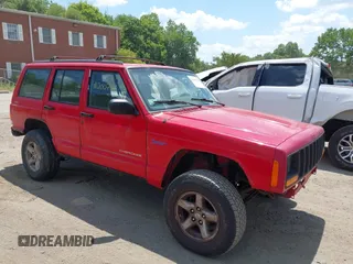 1997 Jeep Cherokee Sport with VIN 1J4FJ68SXVL512977, listed as a IAAI auction lot 42600754 with 202,200 mi miles and . Bid and sale history available at DreamBid. Image 1.