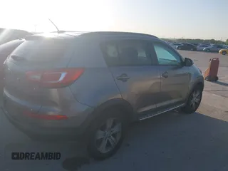2013 Kia Sportage LX with VIN KNDPB3A26D7406680, listed as a IAAI auction lot 42004413 with 170,221 mi miles and . Bid and sale history available at carsss.com. Image 4.