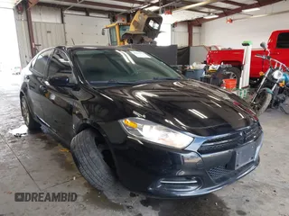 2013 Dodge Dart SXT z VIN 1C3CDFBA3DD178563, wystawiony jako IAAI lot #42316754 z przebiegiem 125 183 mil mil oraz . Historia ofert i sprzedaży dostępna na DreamBid. Obrazek 1.