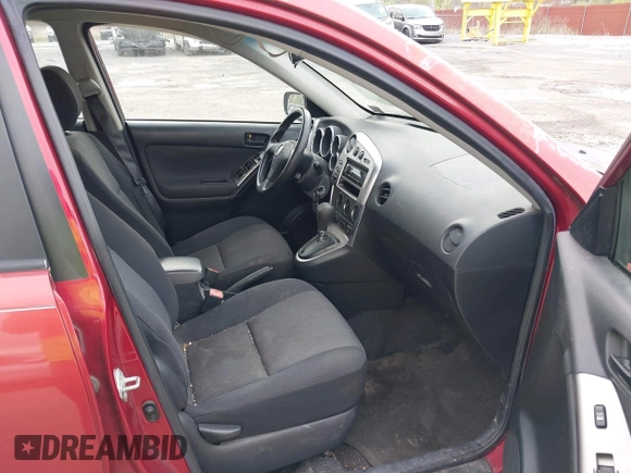 2008 Pontiac Vibe with VIN 5Y2SL65818Z409178, listed as a IAAI auction lot 42025318 with 224,690 mi miles. Bid and sale history available at carsss.com. Image 5.