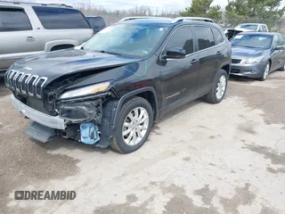 2017 Jeep Cherokee Limited with VIN 1C4PJMDS2HW606827, listed as a IAAI auction lot 42037856 with 89,477 mi miles. Bid and sale history available at carsss.com. Image 17.