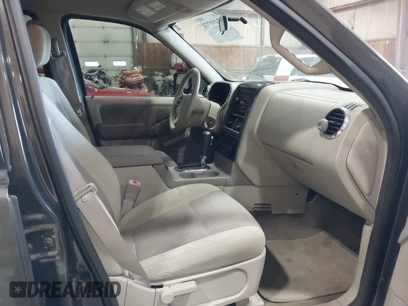2007 Ford Explorer XLT with VIN 1FMEU73E77UB64791, listed as a IAAI auction lot 42493770 with 99,141 mi miles and . Bid and sale history available at DreamBid. Image 5.