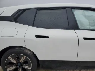 2025 BMW iX xDrive50 with VIN WB523CF03SCT45934, listed as a Copart auction lot 41925155 with 4,106 mi miles and Salvage Title. Bid and sale history available at carsss.com. Image 11.