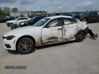 2016 BMW 3 Series 320i z VIN WBA8A9C54GK618977, wystawiony jako Copart lot #51580035 z przebiegiem Nie podano mil oraz Szkoda całkowita • Salvage title. Historia ofert i sprzedaży dostępna na DreamBid. Obrazek 1.