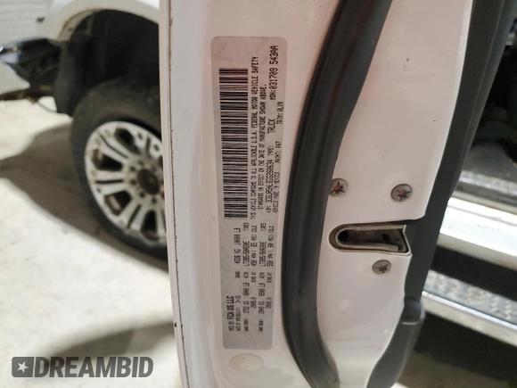 2016 Ram 2500 Laramie z VIN 3C6UR5NL6GG260634, wystawiony jako Copart lot #88674495 z przebiegiem 269 020 mil mil oraz Szkoda całkowita • Salvage title. Historia ofert i sprzedaży dostępna na DreamBid. Obrazek 14.