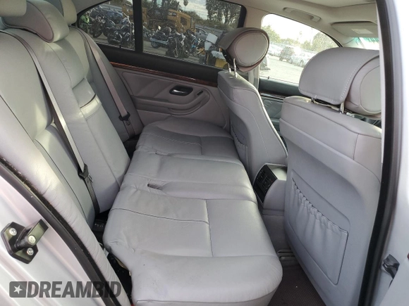 2003 BMW 5 Series 530iA with VIN WBADT634X3CK28257, listed as a Copart auction lot 82354644 with 0 mi miles and Salvage Title. Bid and sale history available at carsss.com. Image 10.