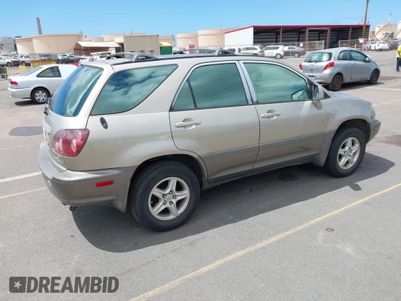 2000 Lexus RX 300 with VIN JT6GF10U6Y0052175, listed as a IAAI auction lot 42003969 with 136,450 mi miles and . Bid and sale history available at DreamBid. Image 4.