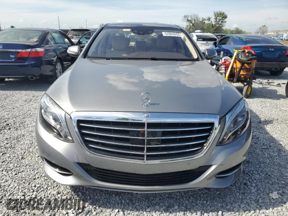 2014 Mercedes-Benz S-Class S 550 with VIN WDDUG8CB4EA055759, listed as a Copart auction lot 52003055 with 0 mi miles and Salvage Title. Bid and sale history available at carsss.com. Image 5.