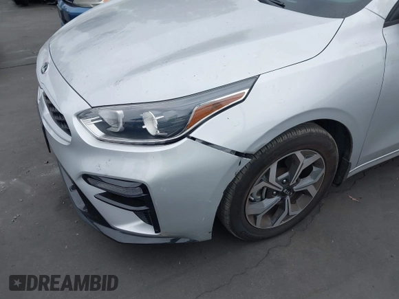 2021 Kia Forte LXS with VIN 3KPF24AD5ME387610, listed as a IAAI auction lot 42133985 with 31,437 mi miles and . Bid and sale history available at carsss.com. Image 12.