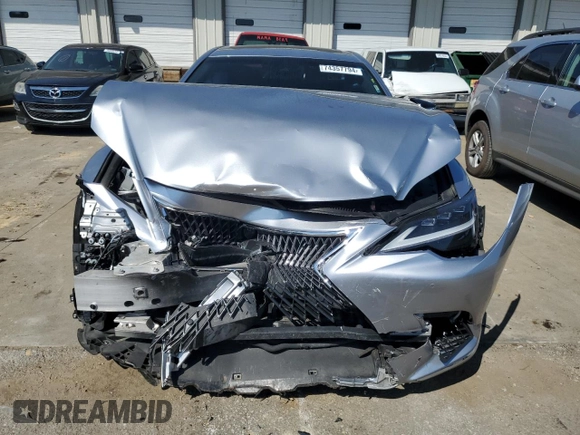 2021 Lexus LS 500 z VIN JTHD51FF8M5013672, wystawiony jako Copart lot #74357794 z przebiegiem 80 191 mil mil oraz Szkoda całkowita • Salvage title. Historia ofert i sprzedaży dostępna na DreamBid. Obrazek 5.