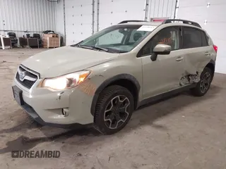 2015 Subaru XV Crosstrek Limited with VIN JF2GPAPC8FH277085, listed as a IAAI auction lot 41938913 with 124,159 mi miles. Bid and sale history available at carsss.com. Image 17.