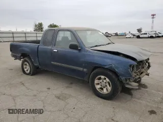 1995 Toyota T100 DX with VIN JT4VD12E5S0013290, listed as a Copart auction lot 53191435 with 379,351 mi miles and Clean Title. Bid and sale history available at carsss.com. Image 4.