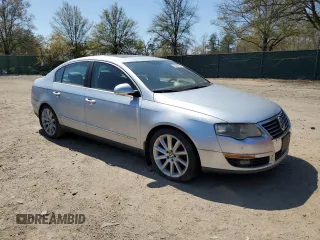 2008 Volkswagen Passat z VIN WVWCU73C88P118266, wystawiony jako Copart lot #53649095 z przebiegiem 50 217 mil mil oraz Czysty tytuł • Clean title. Historia ofert i sprzedaży dostępna na DreamBid. Obrazek 4.