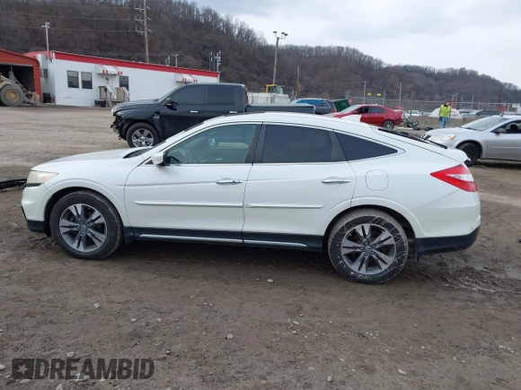 2013 Honda Crosstour EX-L z VIN 5J6TF2H52DL005559, wystawiony jako IAAI lot #41757271 z przebiegiem 171 850 mil mil oraz . Historia ofert i sprzedaży dostępna na DreamBid. Obrazek 14.