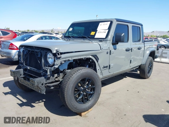 2022 Jeep Gladiator Texas Trail with VIN 1C6HJTAG5NL132990, listed as a IAAI auction lot 42514388 with 38,601 mi miles and . Bid and sale history available at DreamBid. Image 6.