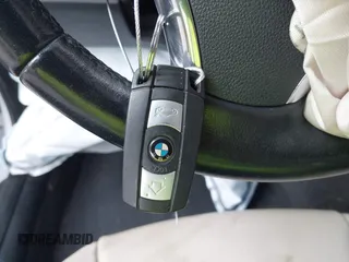 2013 BMW 3 Series 328i с VIN WBADW7C55DE734414, выставлен на аукционе IAAI как лот 42685123 с пробегом 72 180 миль миль и . История ставок и продаж доступна на DreamBid. Изображение 11.