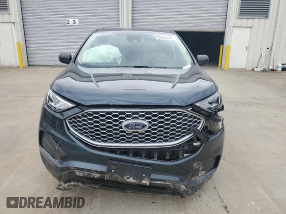 2024 Ford Edge SE with VIN 2FMPK4G99RBA18993, listed as a Copart auction lot 55794535 with 33,372 mi miles and Salvage title. Bid and sale history available at DreamBid. Image 5.
