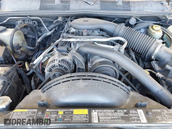 1995 Jeep Grand Cherokee Laredo z VIN 1J4GZ58Y3SC670696, wystawiony jako IAAI lot #42530934 z przebiegiem 165 658 mil mil oraz . Historia ofert i sprzedaży dostępna na DreamBid. Obrazek 10.