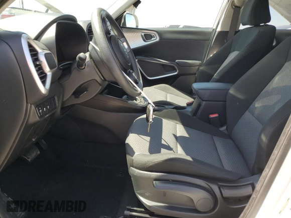 2023 Kia Soul LX with VIN KNDJ23AU5P7876114, listed as a Copart auction lot 53504475 with 34,487 mi miles and Salvage Title. Bid and sale history available at DreamBid. Image 7.