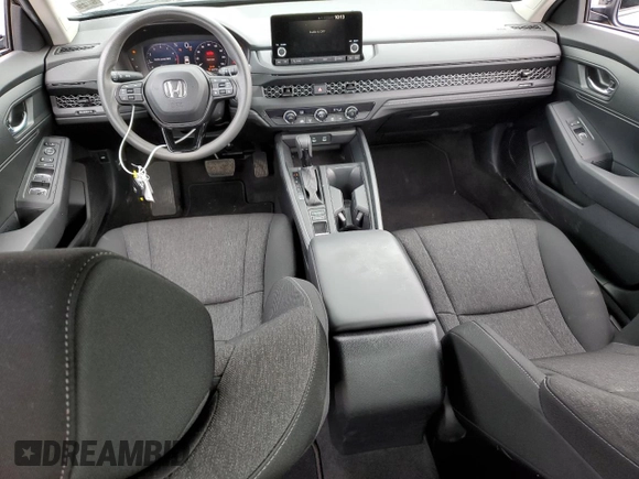 2024 Honda Accord LX z VIN 1HGCY1F24RA051238, wystawiony jako Copart lot #52705865 z przebiegiem 6722 mil mil oraz Szkoda całkowita • Salvage title. Historia ofert i sprzedaży dostępna na DreamBid. Obrazek 8.