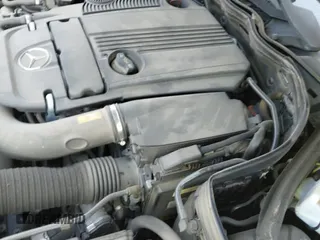 2015 Mercedes-Benz C 250 с VIN WDDGJ4HBXFG390555, выставлен на аукционе IAAI как лот 42288436 с пробегом 93 665 миль миль и . История ставок и продаж доступна на DreamBid. Изображение 20.