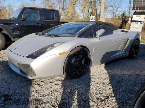 2007 Lamborghini Gallardo z VIN ZHWGU22T57LA05137, wystawiony jako Copart lot #78841294 z przebiegiem 5504 mil mil oraz Szkody całkowita. Historia ofert i sprzedaży dostępna na DreamBid. Obrazek 1.