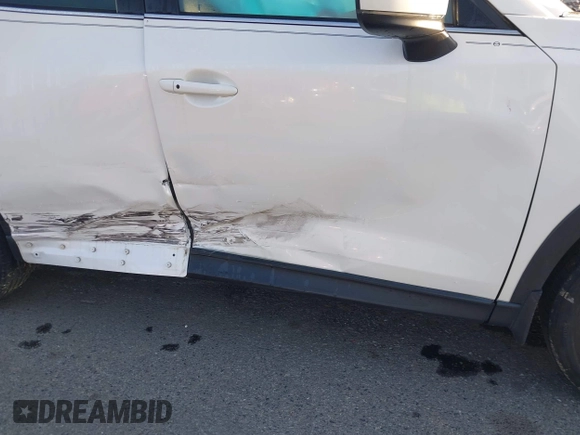 2019 Mazda CX-5 Grand Touring with VIN JM3KFADM2K0684232, listed as a IAAI auction lot 41929139 with 31,836 mi miles. Bid and sale history available at carsss.com. Image 6.