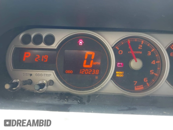 2008 Scion xB z VIN JTLKE50E681049958, wystawiony jako IAAI lot #42332574 z przebiegiem 120 238 mil mil oraz . Historia ofert i sprzedaży dostępna na DreamBid. Obrazek 7.