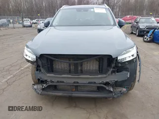 2020 Volvo XC90 Momentum with VIN YV4A22PK7L1539518, listed as a IAAI auction lot 41665899 with 59,883 mi miles. Bid and sale history available at carsss.com. Image 6.