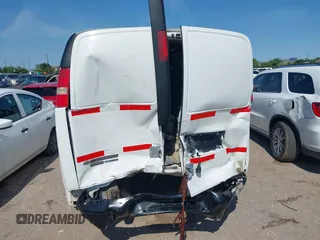 2015 Chevrolet Express Cargo z VIN 1GCWGFCFXF1184780, wystawiony jako IAAI lot #42180137 z przebiegiem 103 453 mil mil oraz . Historia ofert i sprzedaży dostępna na DreamBid. Obrazek 19.