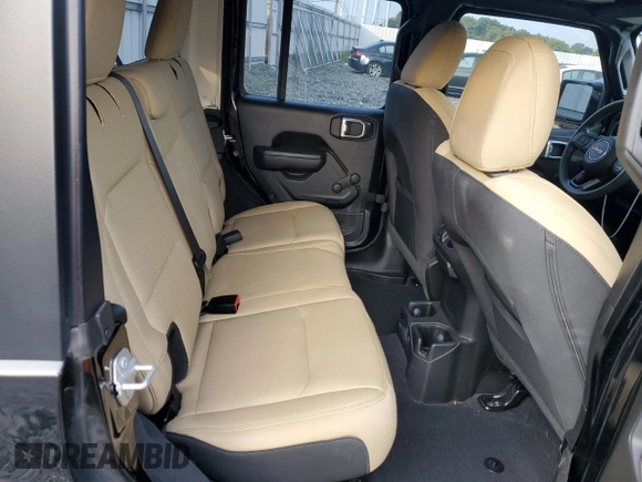 2022 Jeep Wrangler Unlimited Sport with VIN 1C4HJXDNXNW199299, listed as a Copart auction lot 67140934 with 30,996 mi miles and Salvage Title. Bid and sale history available at DreamBid. Image 10.
