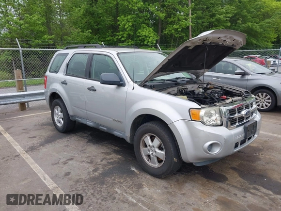 2008 Ford Escape XLS z VIN 1FMCU02Z68KE51829, wystawiony jako IAAI lot #42093869 z przebiegiem 205 151 mil mil oraz . Historia ofert i sprzedaży dostępna na DreamBid. Obrazek 1.